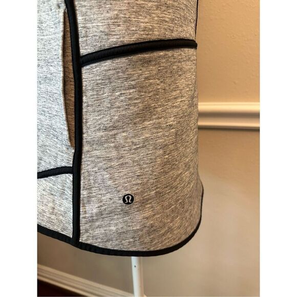 Lululemon Insculpt Vest Heathered Space Dyed Medium Grey / Heathered Space Dyed - Picture 15 of 16